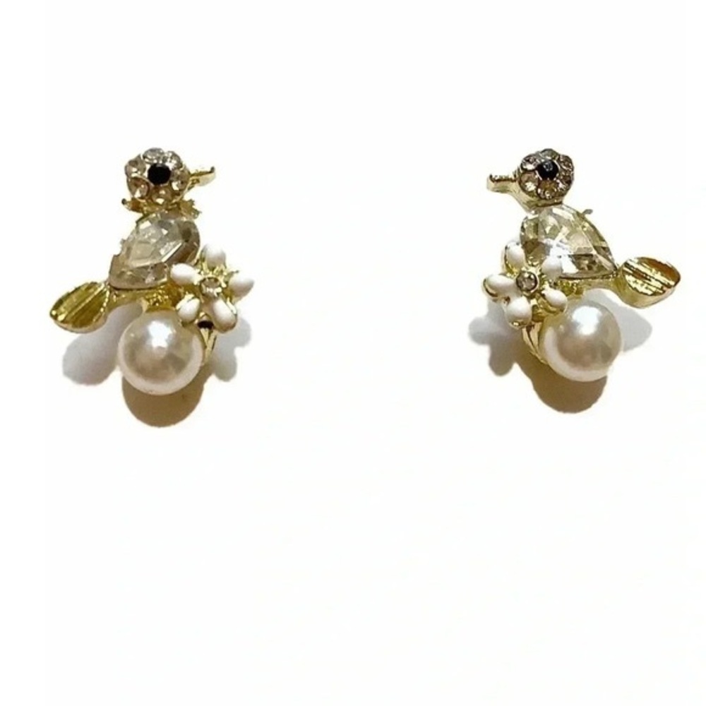 Dainty Gold Tone Bird Flower Pearl Stud Earrings